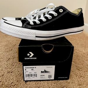 Lightly worn converse men size 8 /women size 10